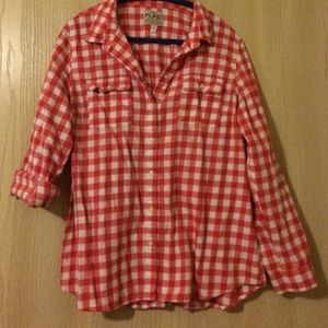 Reddish/Orange plaid top