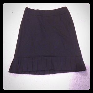 EUC Frilly black skirt