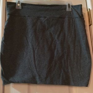 Grey pencil skirt