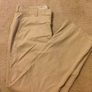 Old Navy Sweetheart Khaki Pants