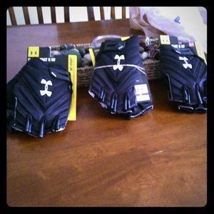 Foot ball etc..gloves