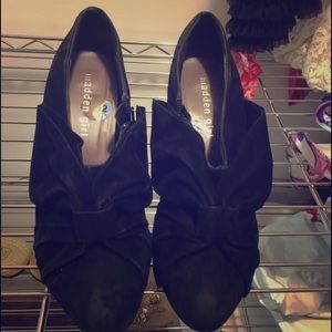 Black madden girl booties