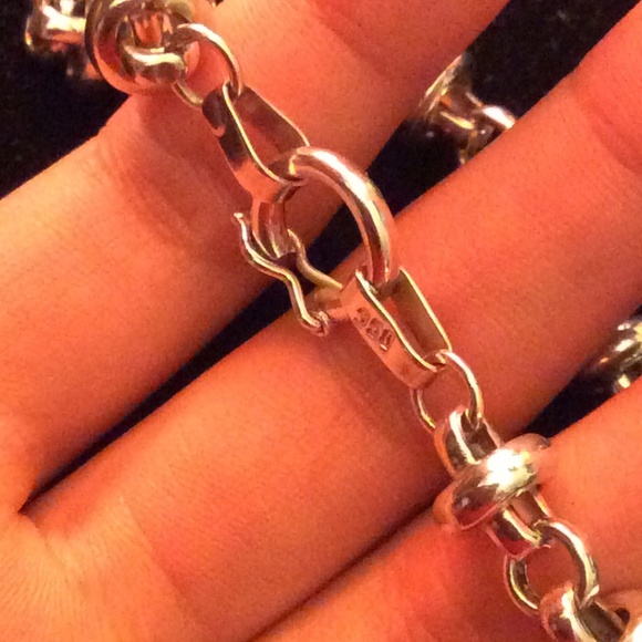 Beautiful Real Silver Bracelet - Picture 2 of 4