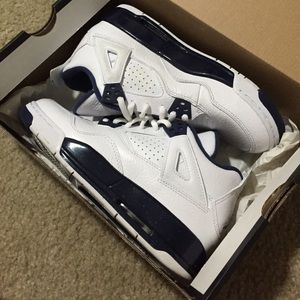 Jordan Retro 4 "Columbias" Gradeschool