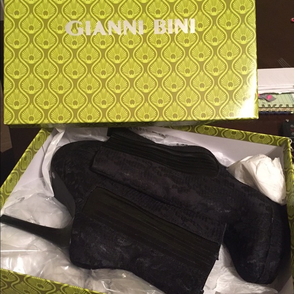 Gianni Bini Lace Boots