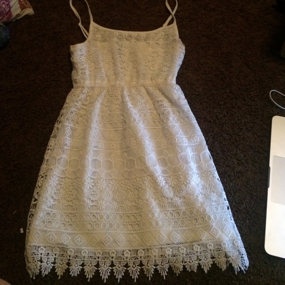 h&m white lace dress