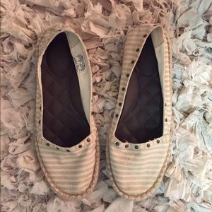 Reed canvas slip-on. Super comfy!