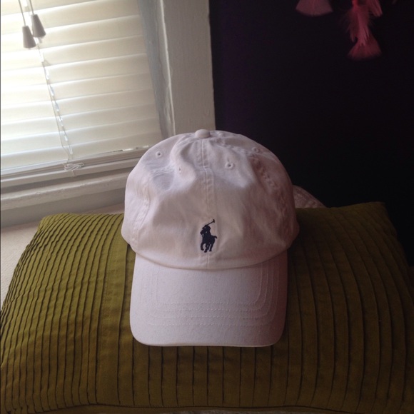 AUTHENTIC POLO HAT. BRAND NEW