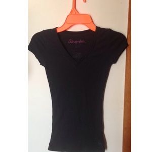 black Aeropostale v neck tee shirt