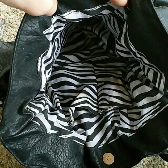 Purse - Picture 2 of 3