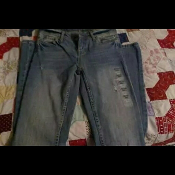 Aeropostale