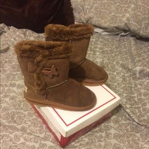 Toddler girl size 7 brown boots