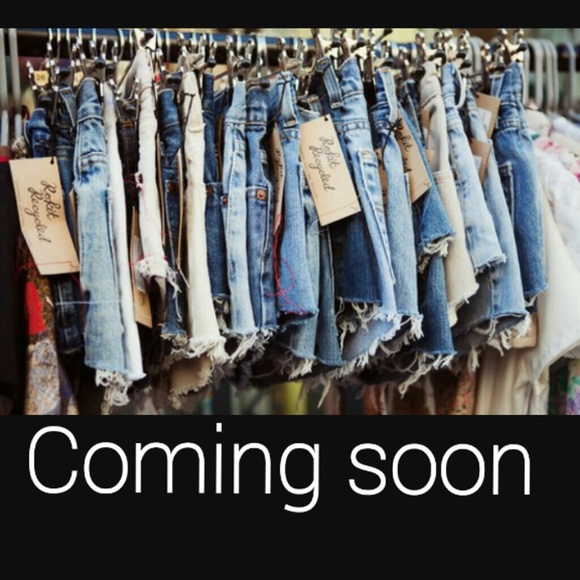 Bookmark my closet!!! Coming soon!