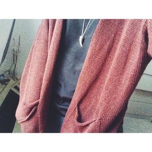 SOLD 🚫 Comfy knit cardigan