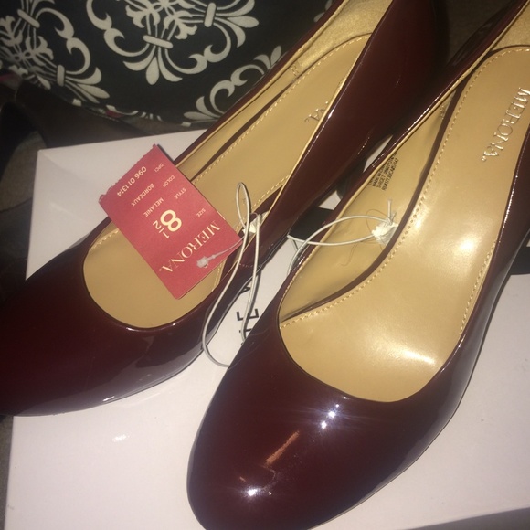 Red Merona pumps