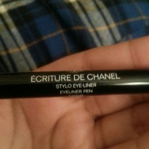 NEW AUTHENTIC CHANEL LIQUID LINER PEN IN BLACK