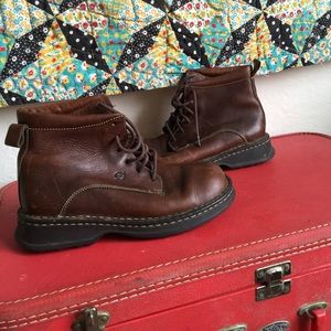 Born boots