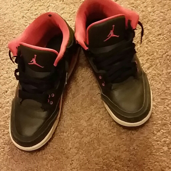 Jordan Crimson 3s