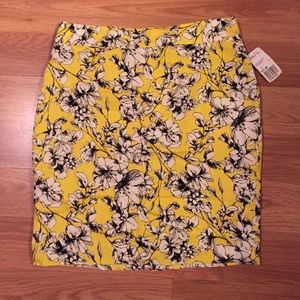 Forever21 floral yellow pencil skirt