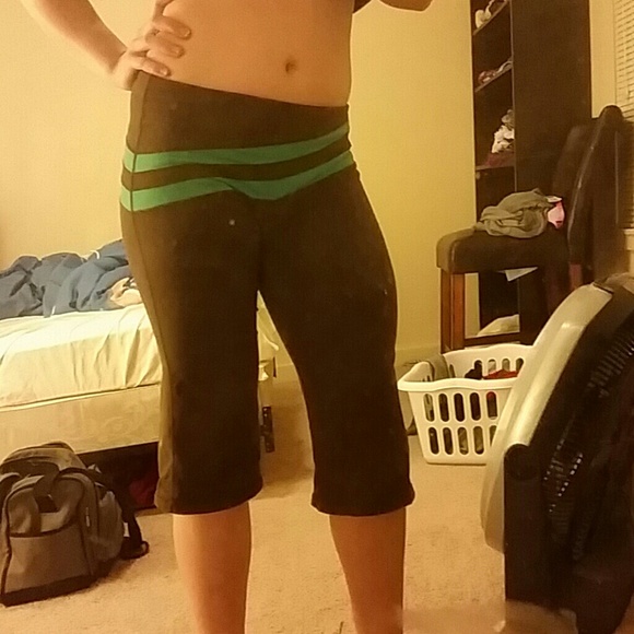 Lululemon capris
