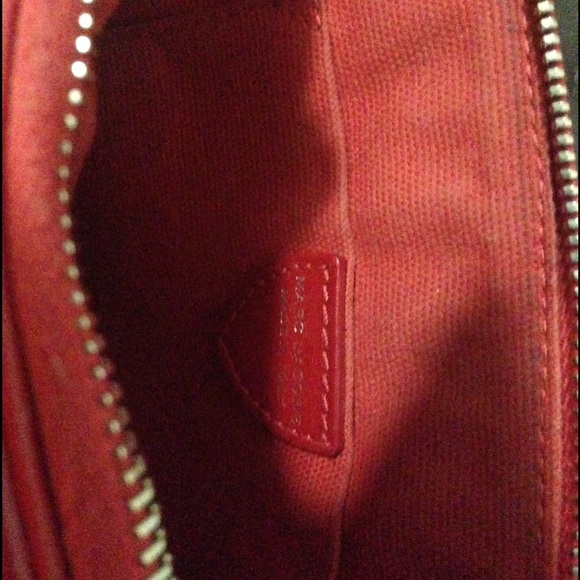 Marc Jacobs Red Leather Crossbody Bag - Picture 3 of 4