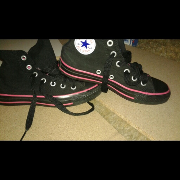 Used converse hightops