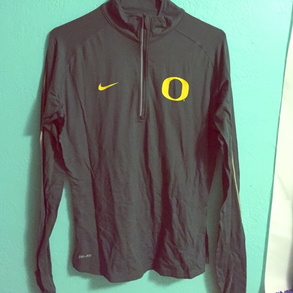 Dri-Fit Nike half zip up