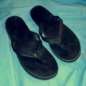 Black rainbow sandals