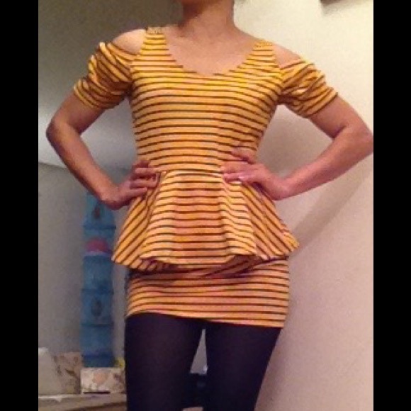 Dress - Picture 2 of 4