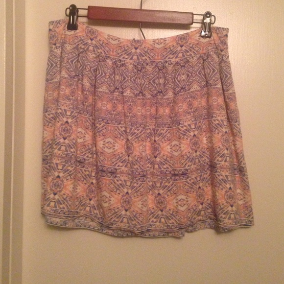 Tribal print skirt