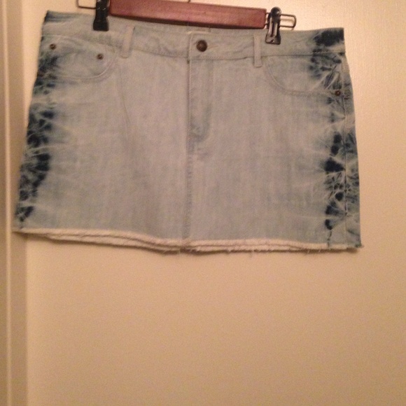 Denim mini skirt