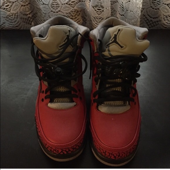 Jordan - Picture 1 of 4