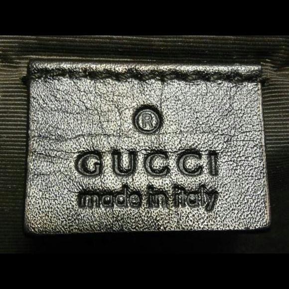 Gucci Monogram Baguette Pochette - Picture 3 of 4