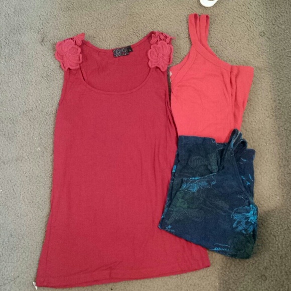 Sleeveless tops bundle