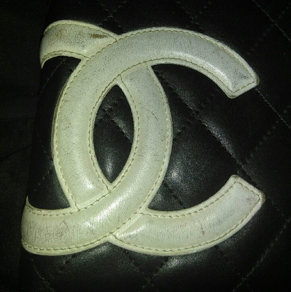 Chanel Cambon Zippy Wallet Clutch - Picture 2 of 4