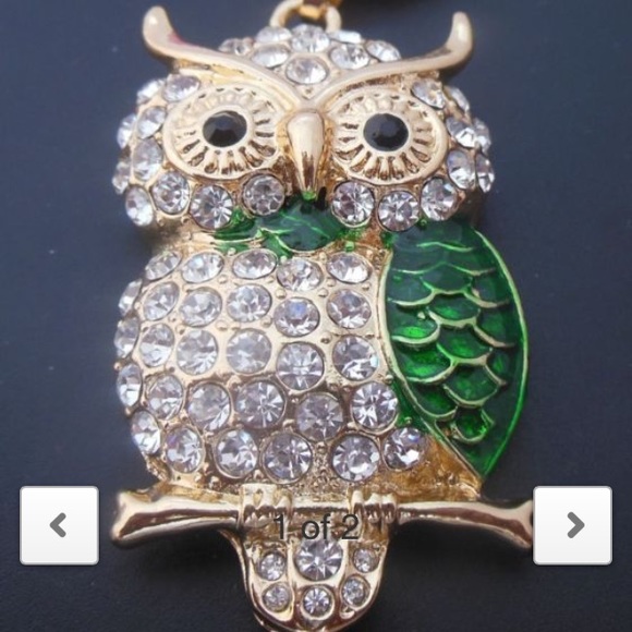 GC sparkling crystal pendant necklace, enamel owl - Picture 2 of 3