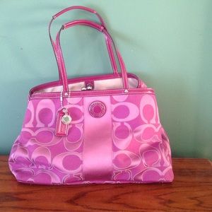 Beautiful coach spring bag!
