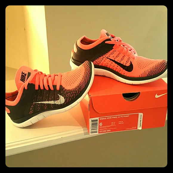 Nike Shoes - NIKE Shoes