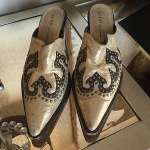 ✨ Kathy Zeeland slip on✨