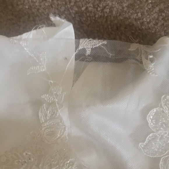 Sophia rolling wedding dress size 6 - Picture 2 of 4
