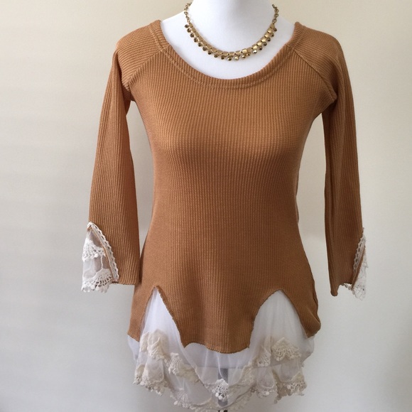 Boho Chic Top - Picture 2 of 4