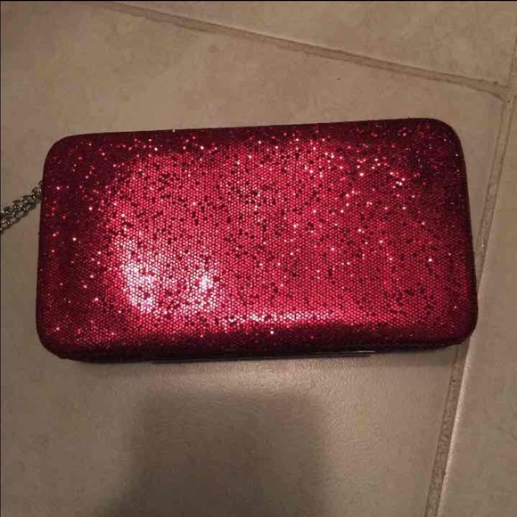 Red Clutch !