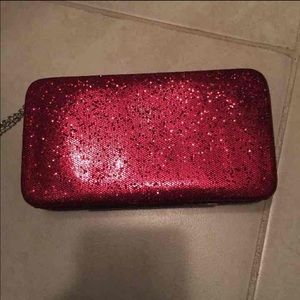 Red Clutch !