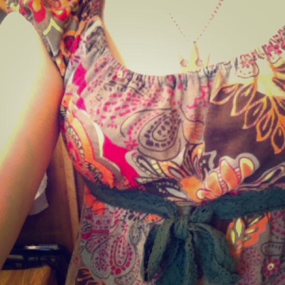 Charlotte Ruse Paisley Top