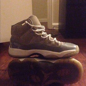 Jordan retro 11's !!!!!