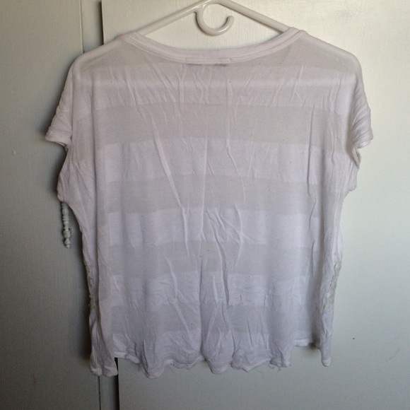 White with Lace Off the shoulder Blouse F21 - Picture 3 of 4