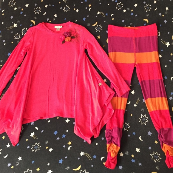 Adorable kids leggings and blouse