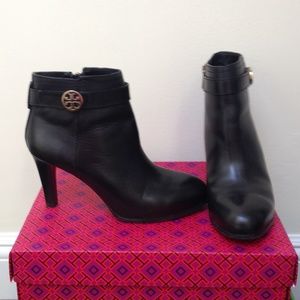TORY BURCH HIGH HEEL BOOTIE