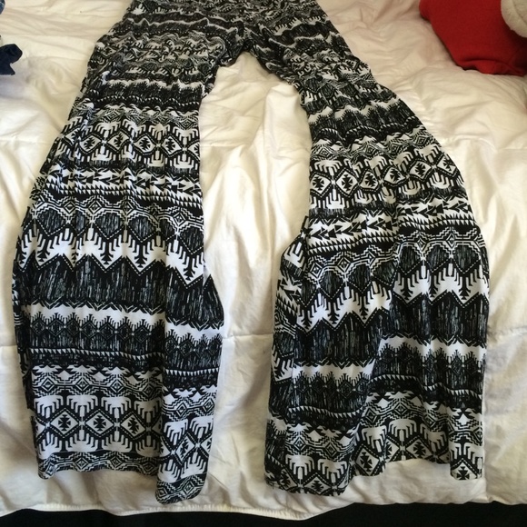 Aztec jumpsuit - Picture 2 of 2