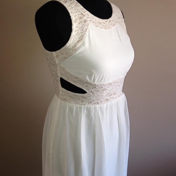 NWT Beautiful Cream Ivory Lace Dress Sz S